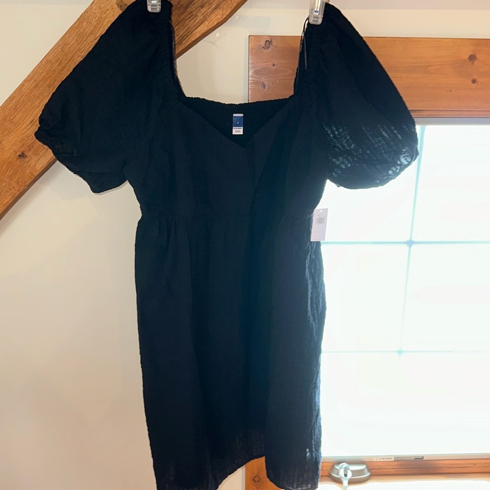 Women’s dress